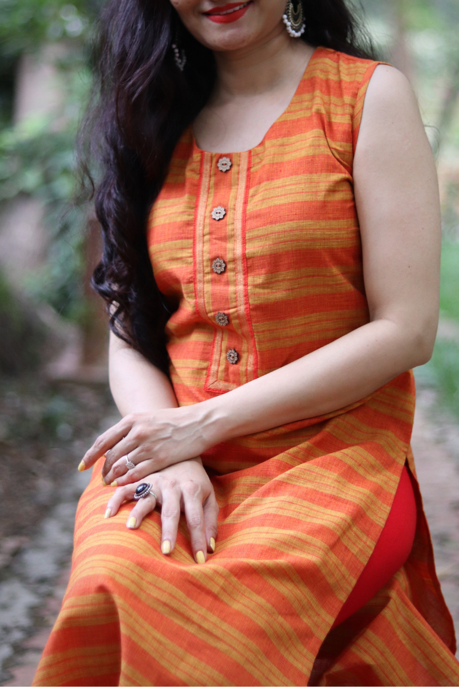 Amazon.com: aurelia Women's Orange Round Neck Yarn-dyed Kurta-Small :  Clothing, Shoes & Jewelry